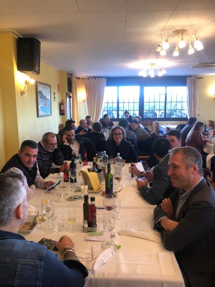 almuerzo profesionales distribución automática